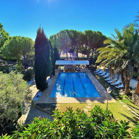 Sitges El Ranch: Beachside Oasis With Pool, Jacuzzi, And Garden Villa Calafell