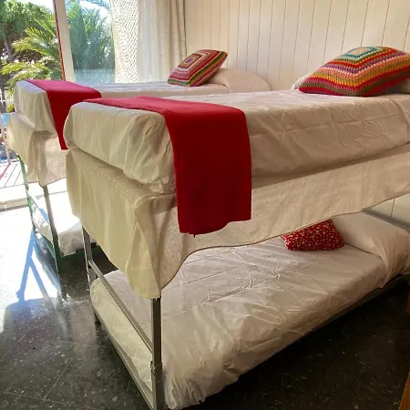 Sitges El Ranch: Beachside Oasis With Pool, Jacuzzi, And Garden *