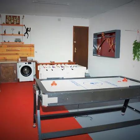 Sitges El Ranch Amaizing Outdoor Areas Beaches At 5 Minutes Walk Sitges At 15 Min Drive Ac Pool Jacuzzi & Garden Xxl 别墅 *